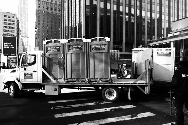 Affordable portable toilet rental in Avalon, PA